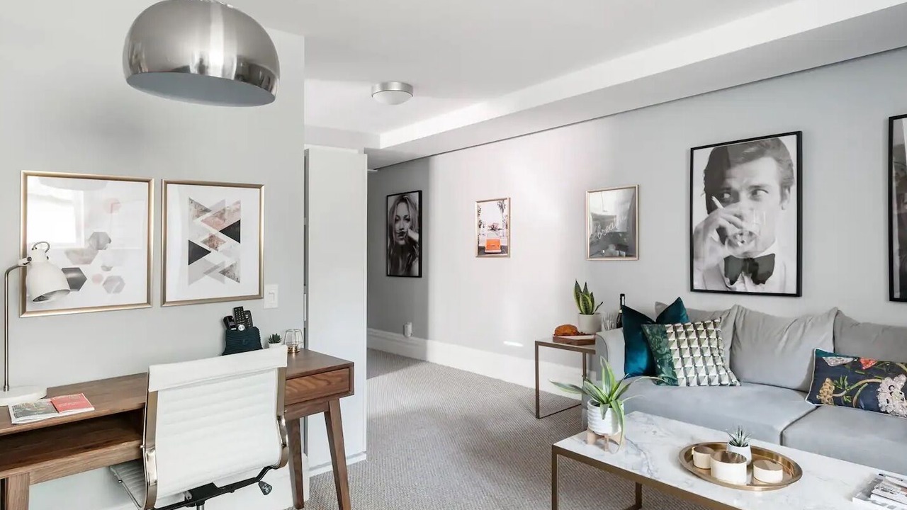 Photo of Livingroom in Cabbagetown
