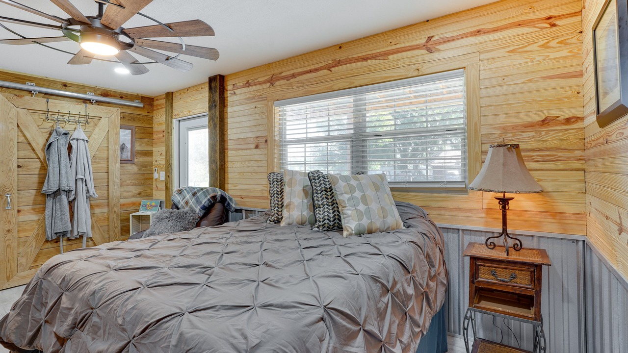 Photo of Bedroom in Lakeland