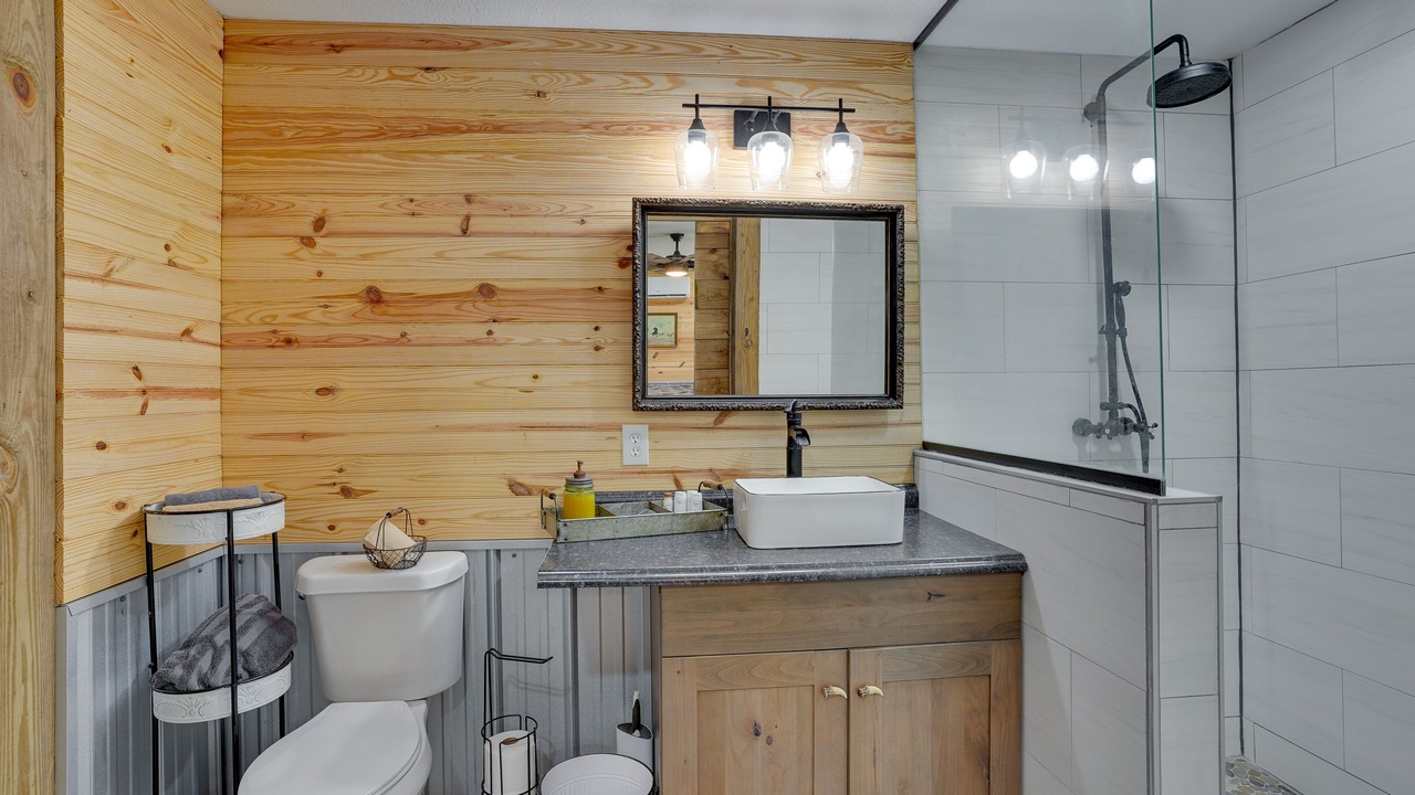 Photo of Bathroom in Lakeland