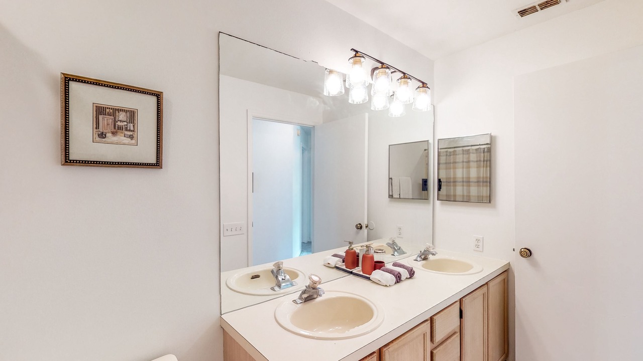 Photo of Bathroom in Casselberry