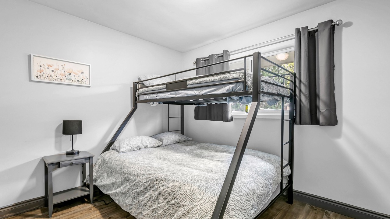 Photo of Bedroom in Rosemount
