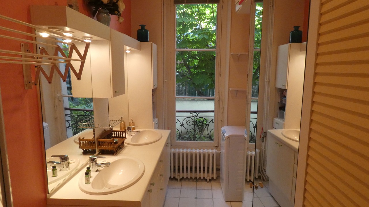 Photo of Bathroom in Necker