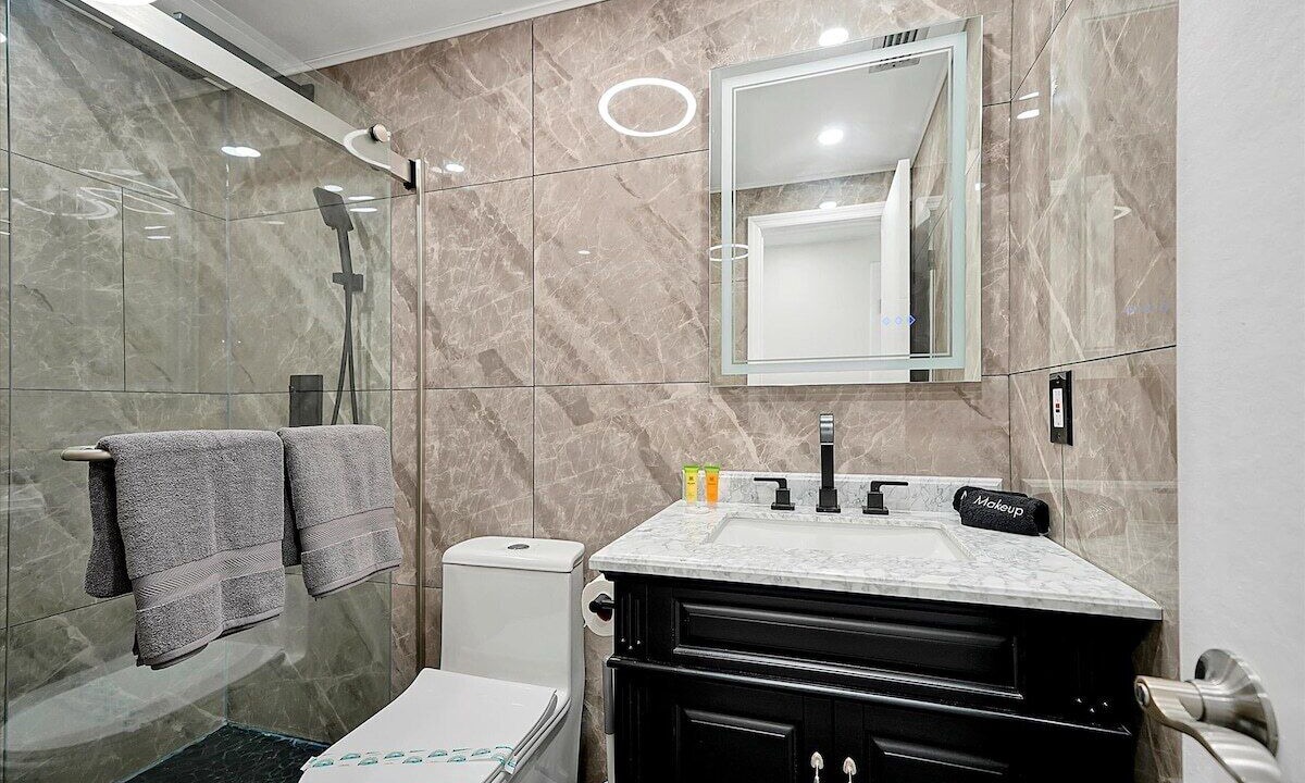 Photo of Bathroom in Mill Run