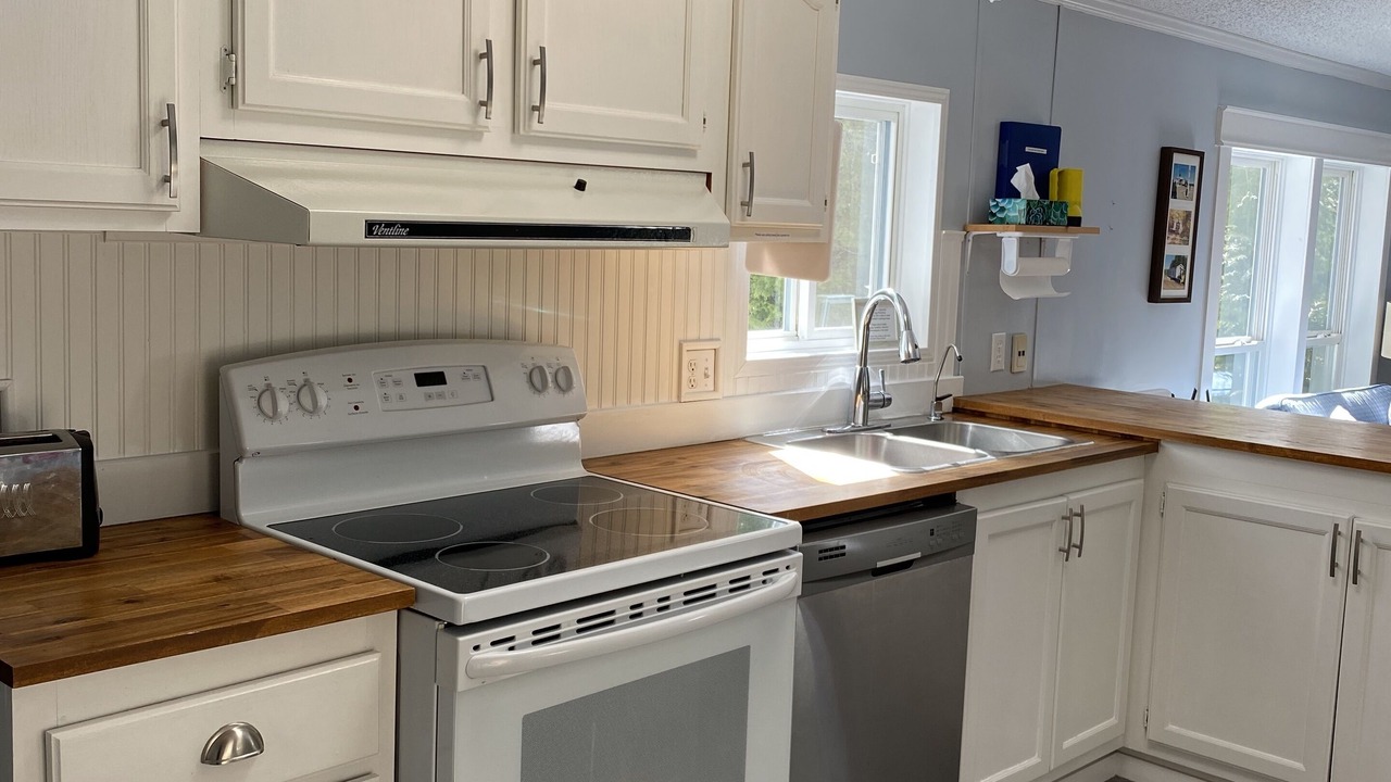 Photo of Kitchen in Manitoulin District