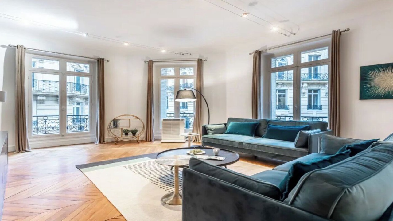 Photo of Livingroom in Champs-Elysees