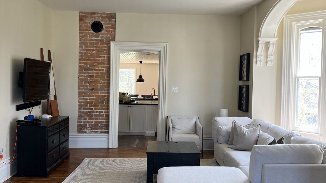 Photo of Livingroom in Prince Edward