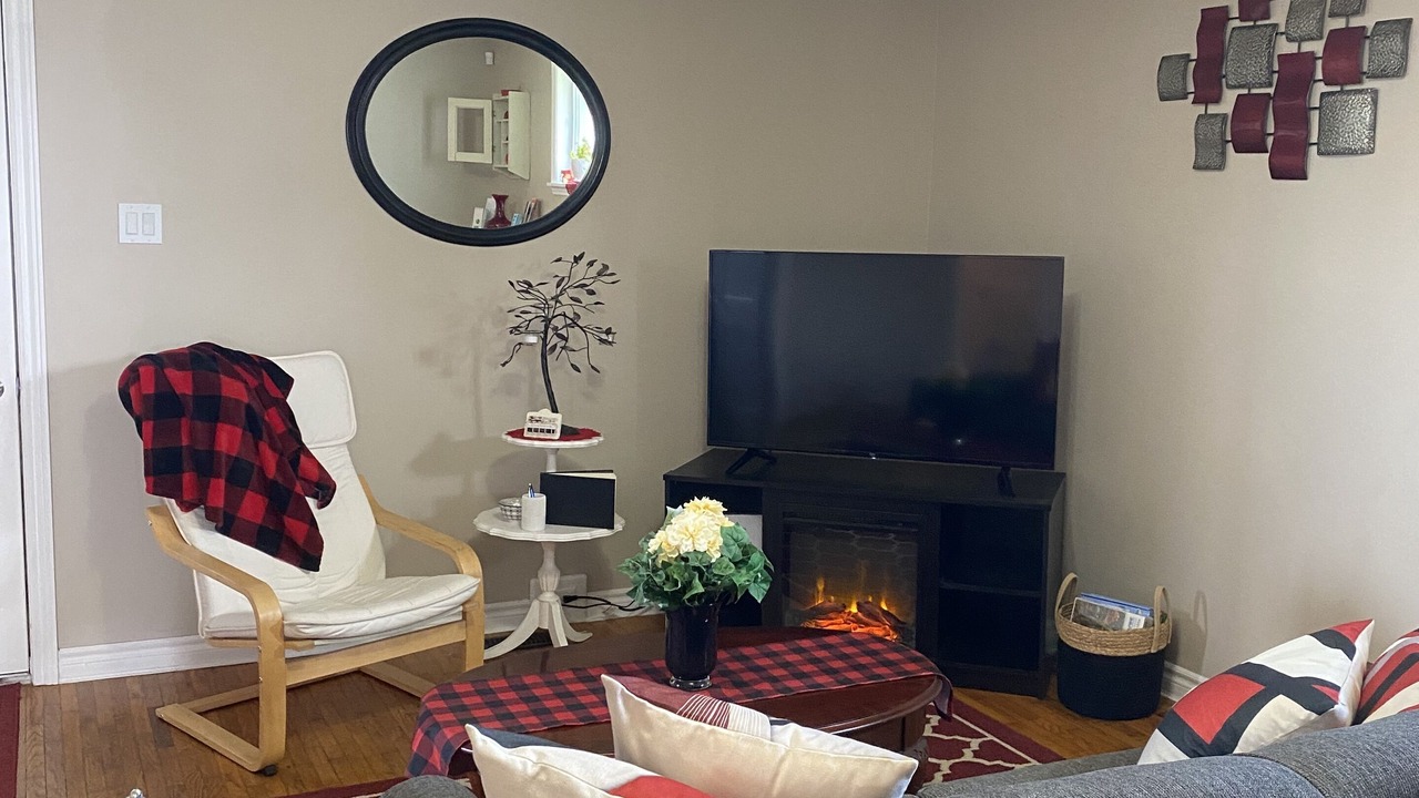 Photo of Livingroom in Napanee