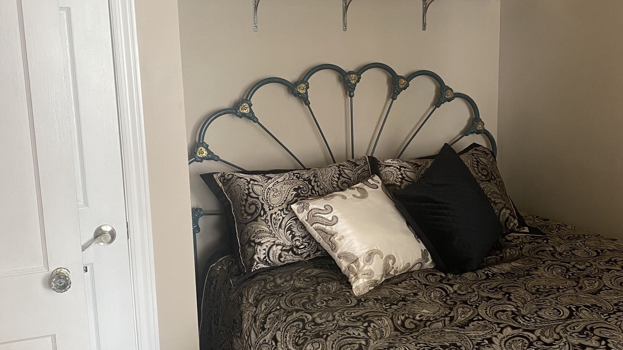Photo of Bedroom in Napanee