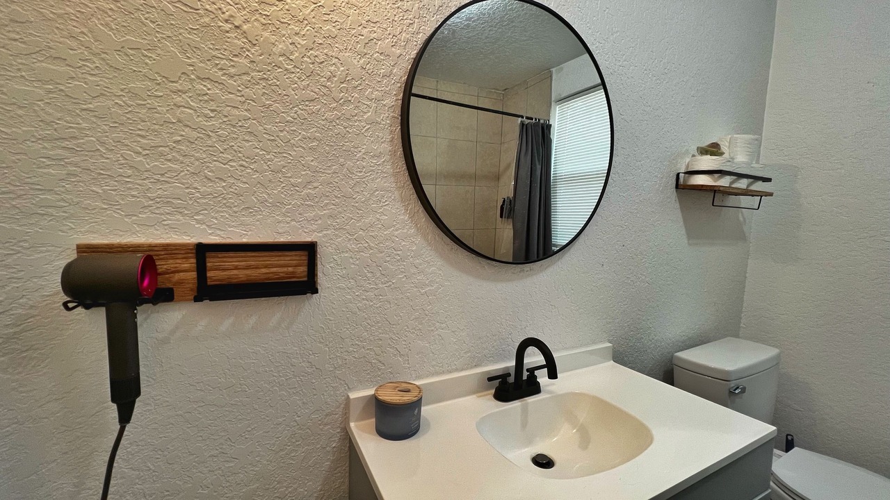 Photo of Bathroom in Orlovista