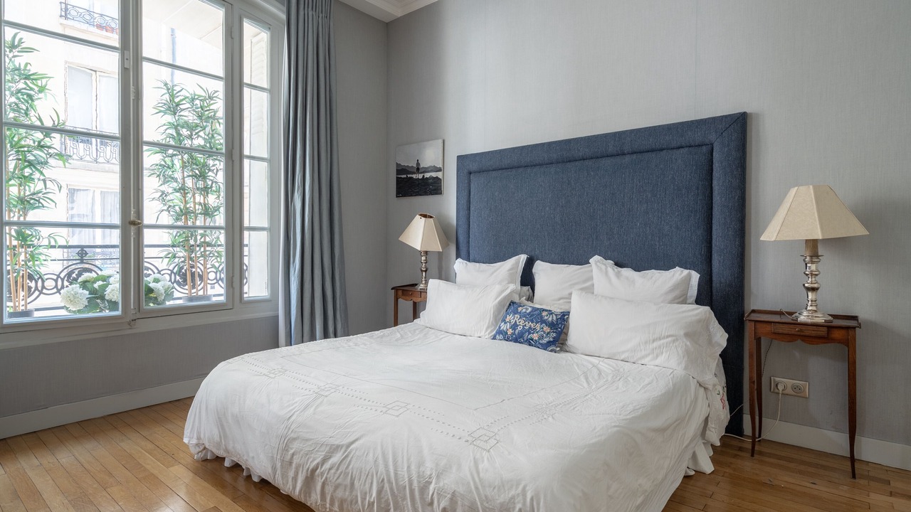 Photo of Bedroom in 7th Arrondissement