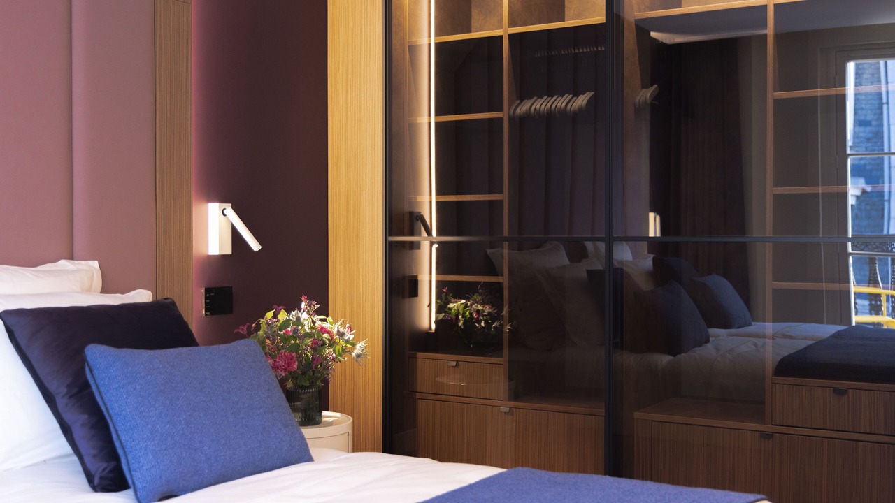 Photo of Bedroom in 8th Arrondissement