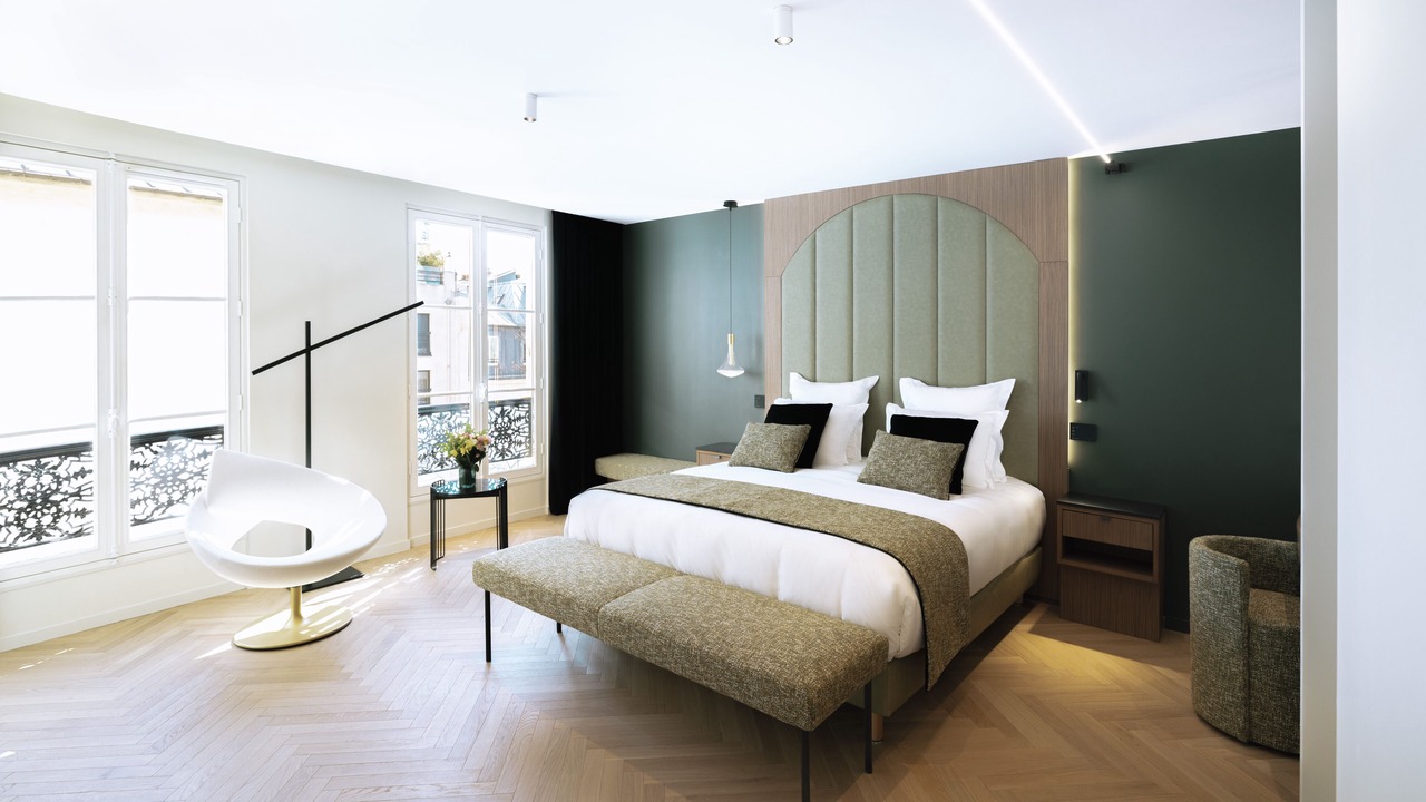 Photo of Bedroom in 8th Arrondissement