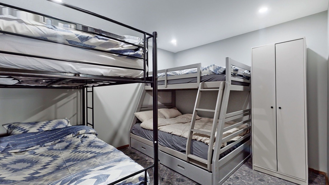 Photo of Bedroom in Penetanguishene