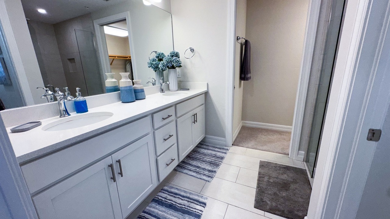 Photo of Bathroom in Naples