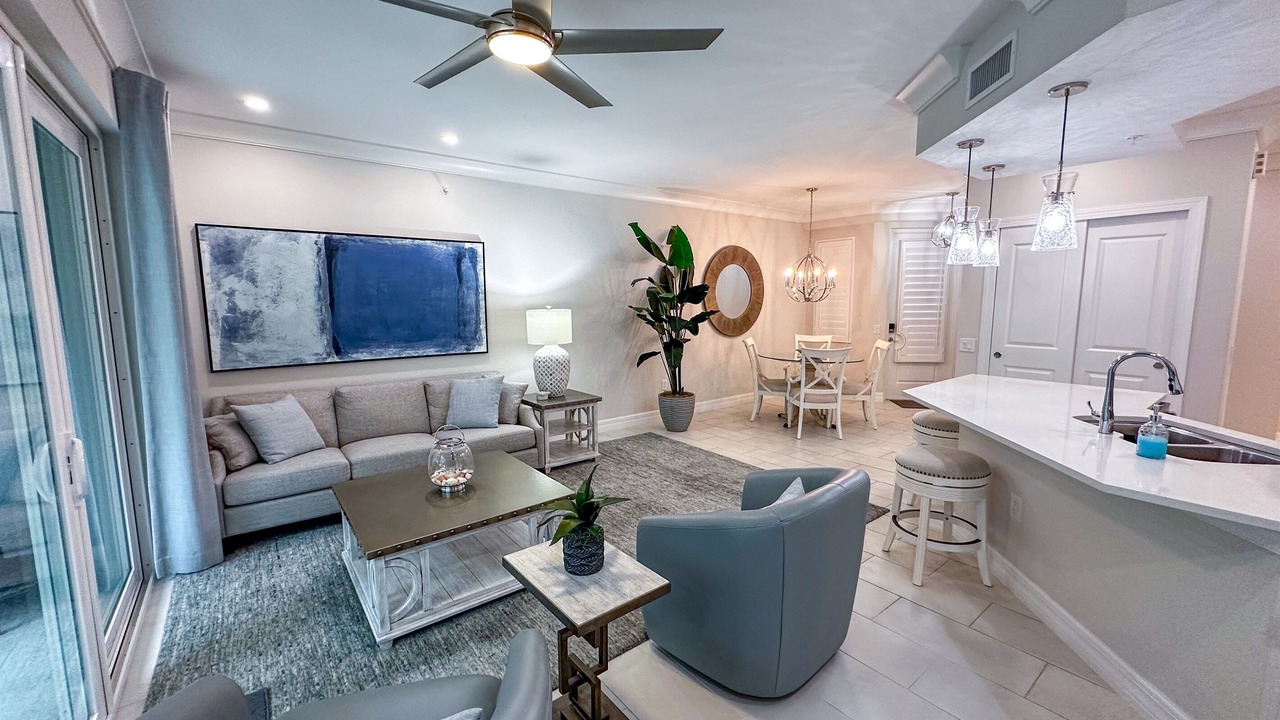 Photo of Livingroom in Naples