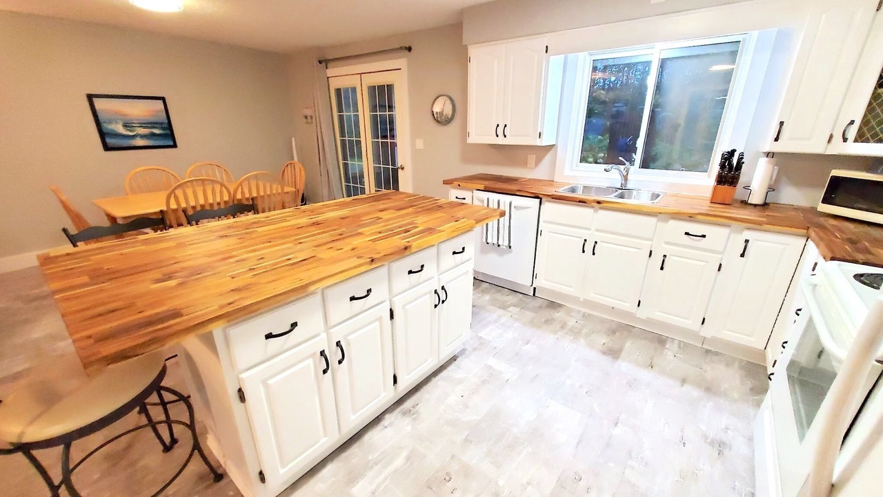 Photo of Kitchen in Sauble Beach