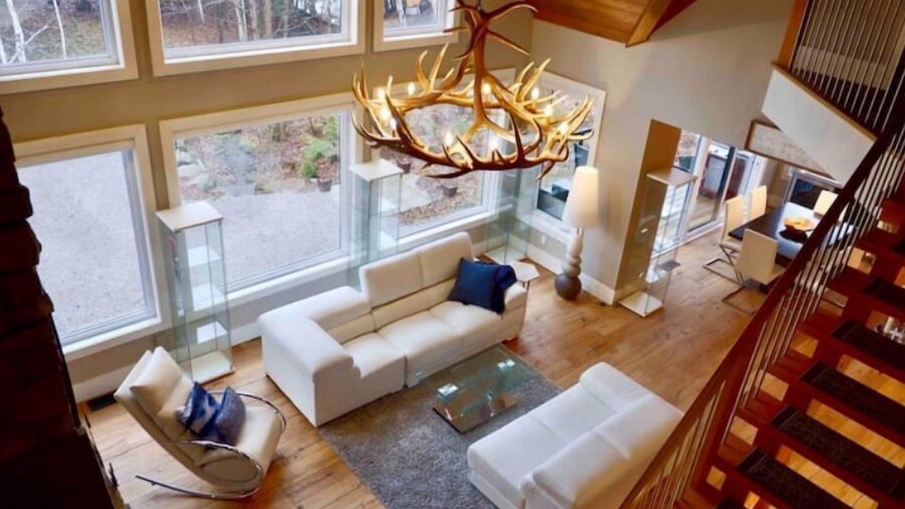 Photo of Livingroom in Utterson