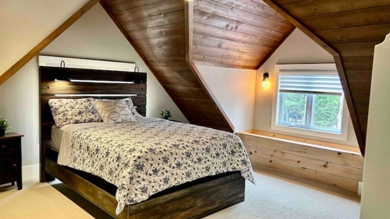 Photo of Bedroom in Utterson