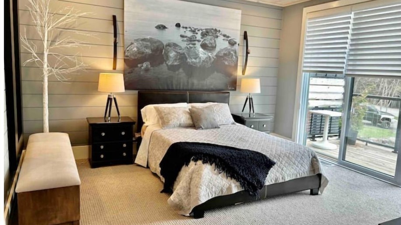 Photo of Bedroom in Utterson