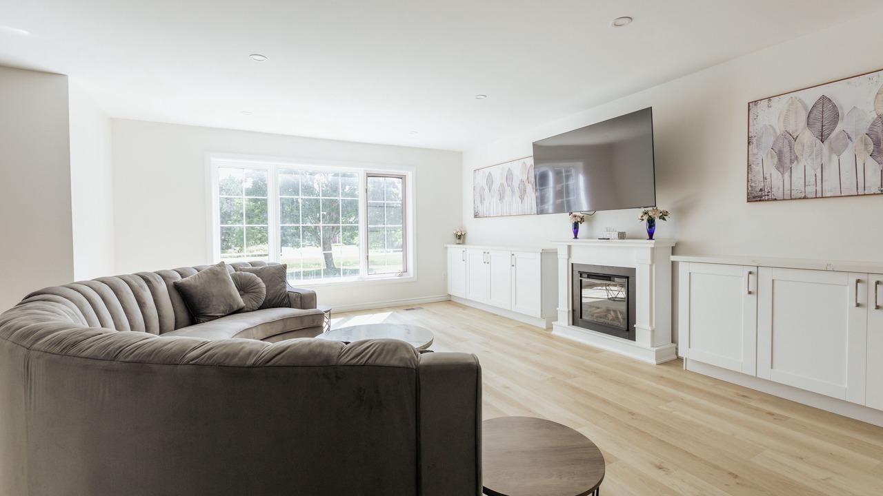 Photo of Livingroom in Kawartha Lakes