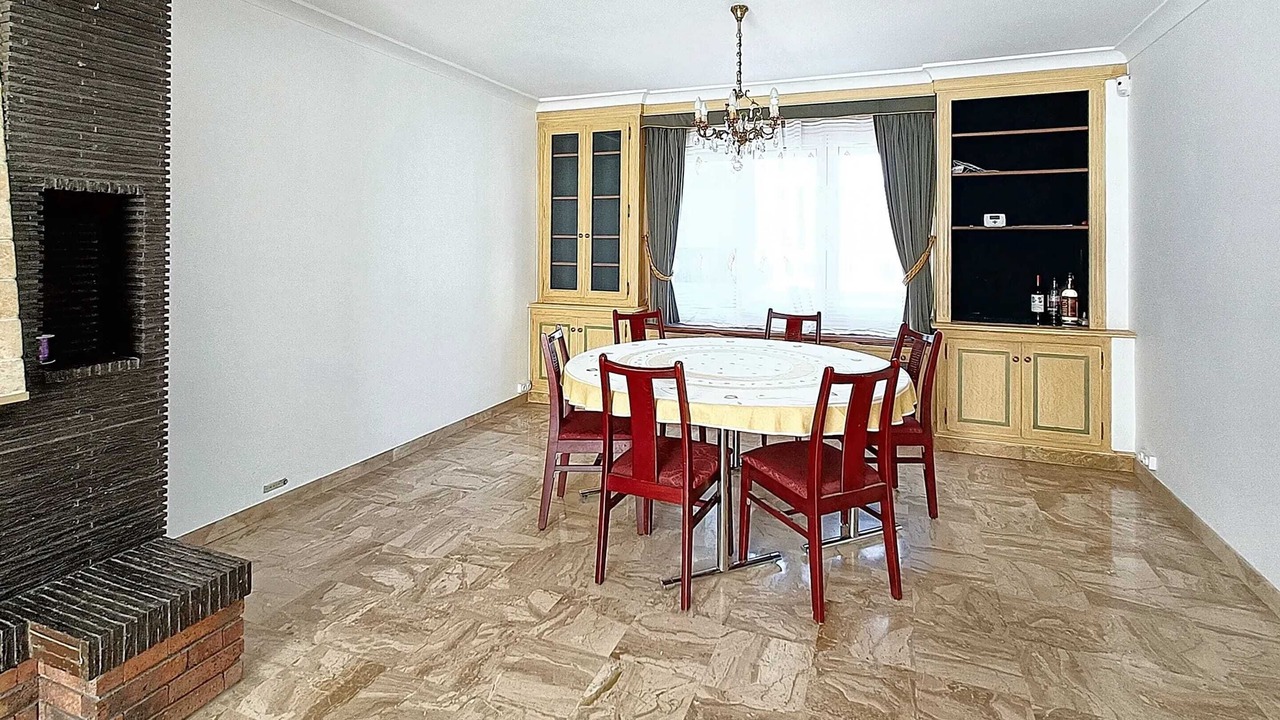 Photo of Livingroom in Bondy
