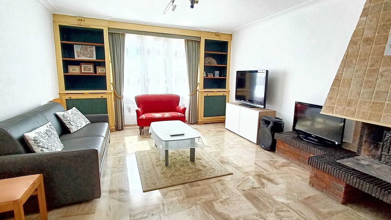 Photo of Livingroom in Bondy