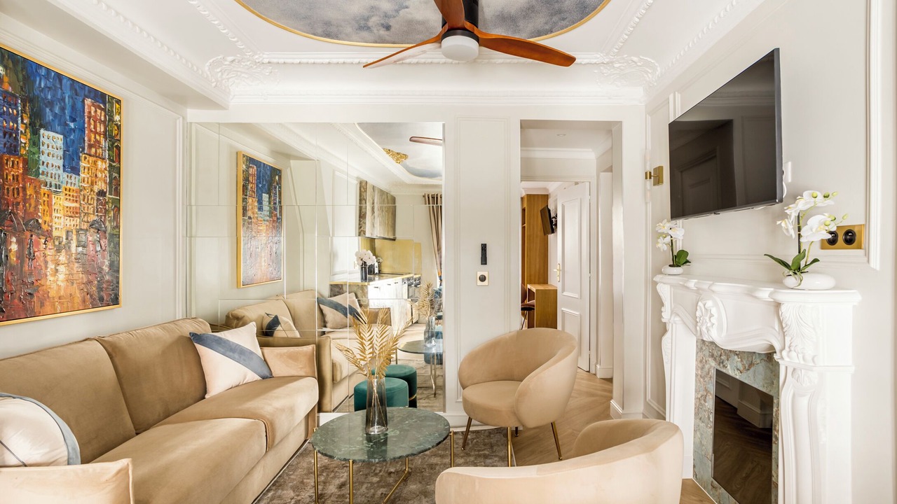 Photo of Livingroom in Quartier du Faubourg-Montmartre