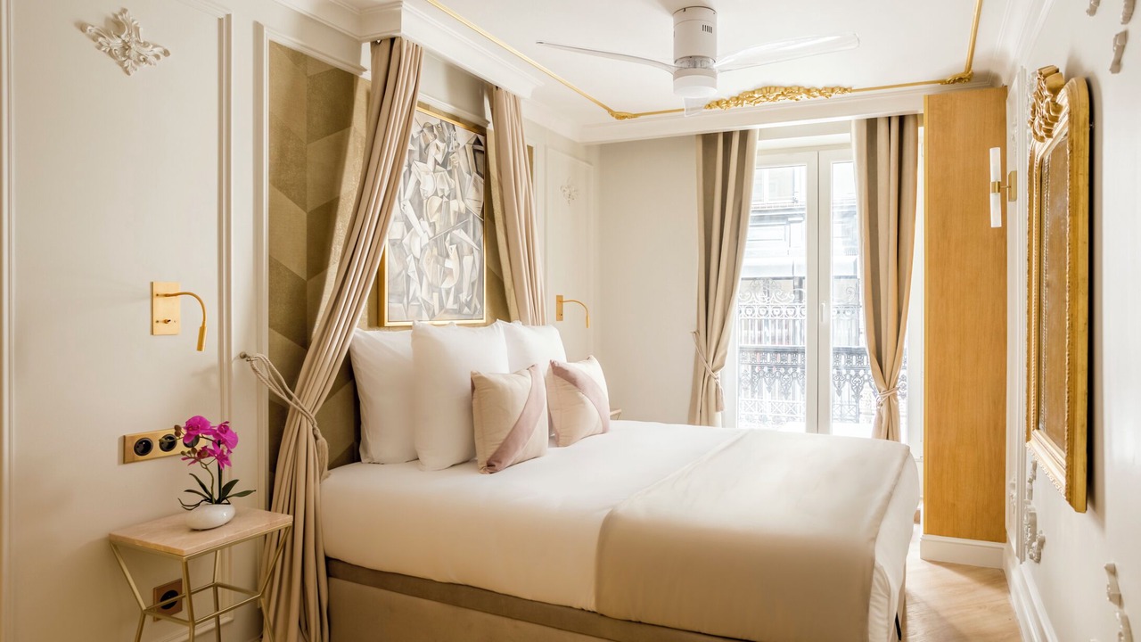 Photo of Bedroom in Quartier du Faubourg-Montmartre