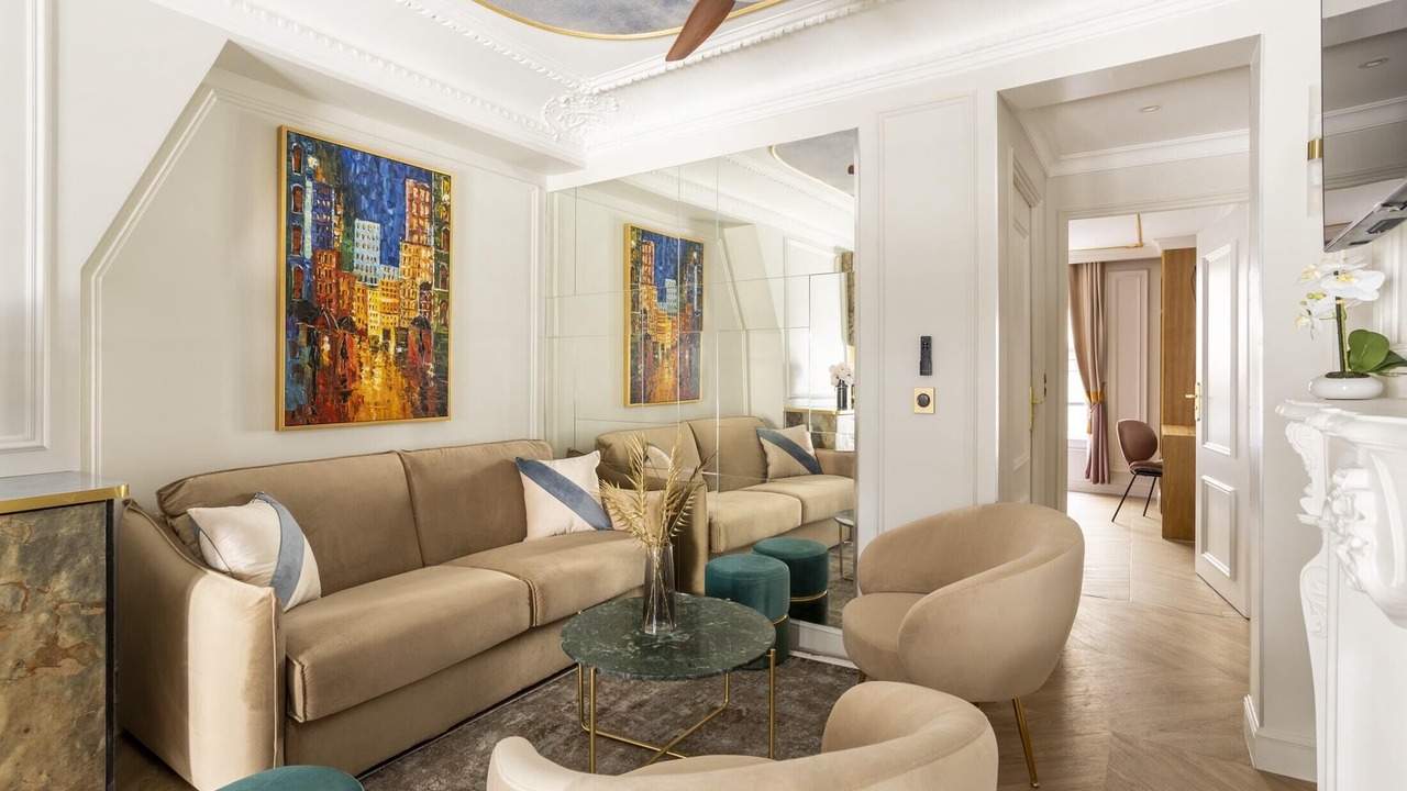 Photo of Livingroom in Quartier du Faubourg-Montmartre