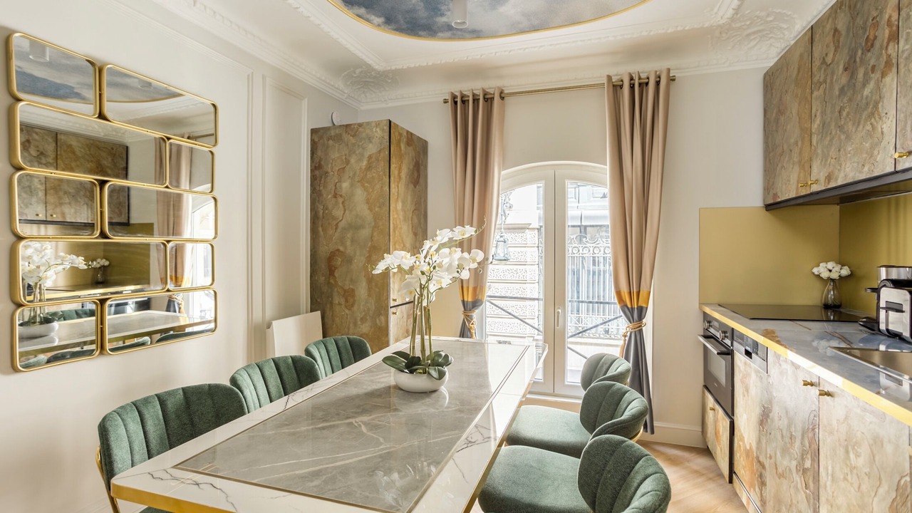 Photo of Kitchen in Quartier du Faubourg-Montmartre