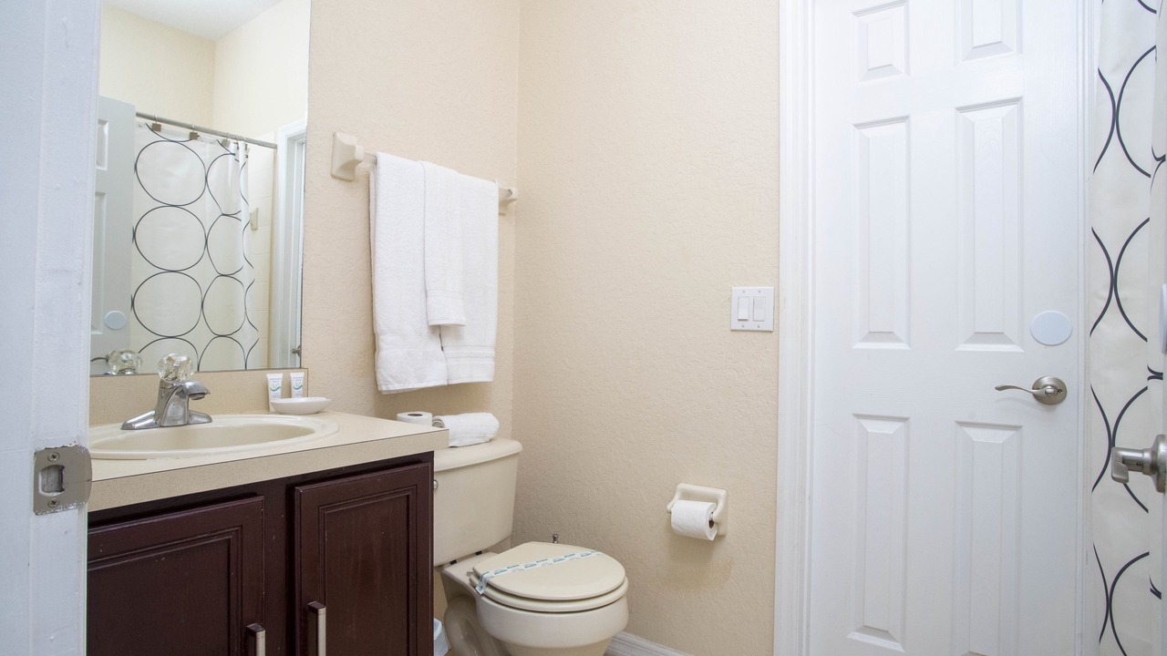 Photo of Bathroom in Regal Palms