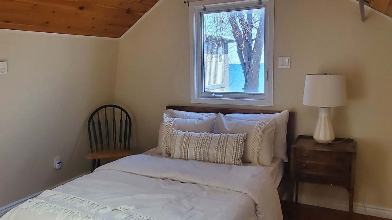 Photo of Bedroom in Bowmanville