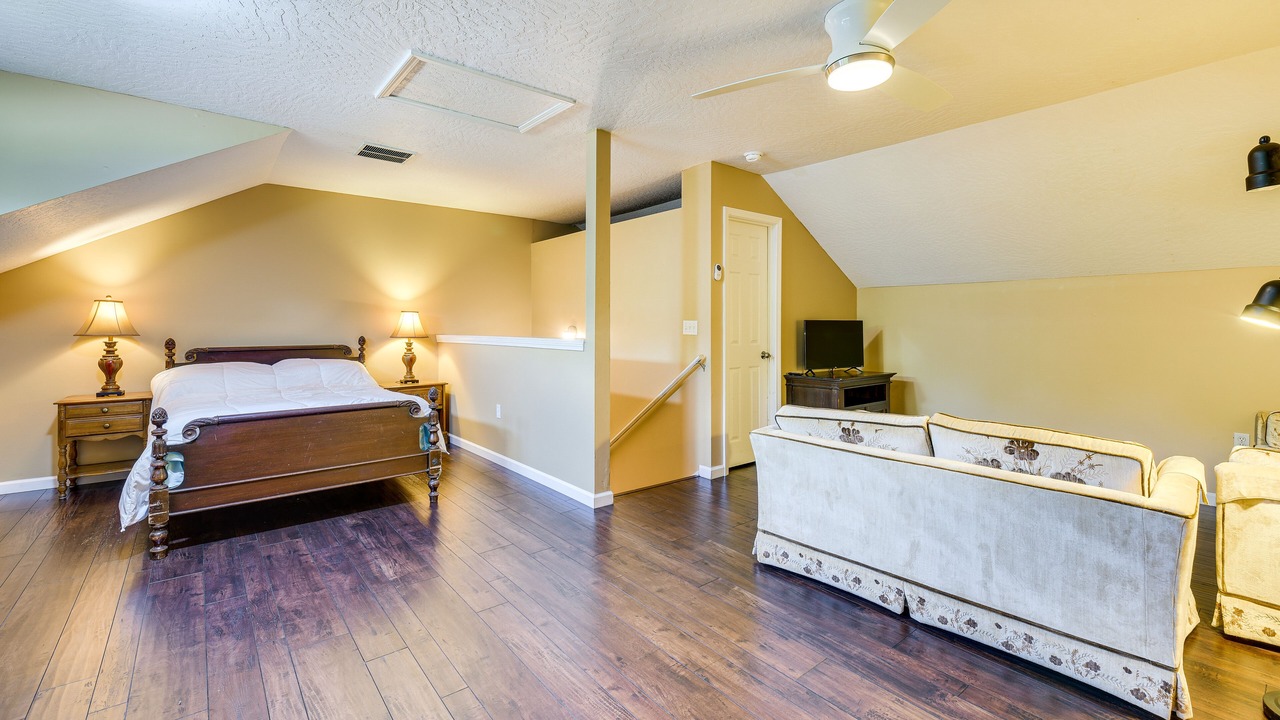 Photo of Bedroom in Crestview