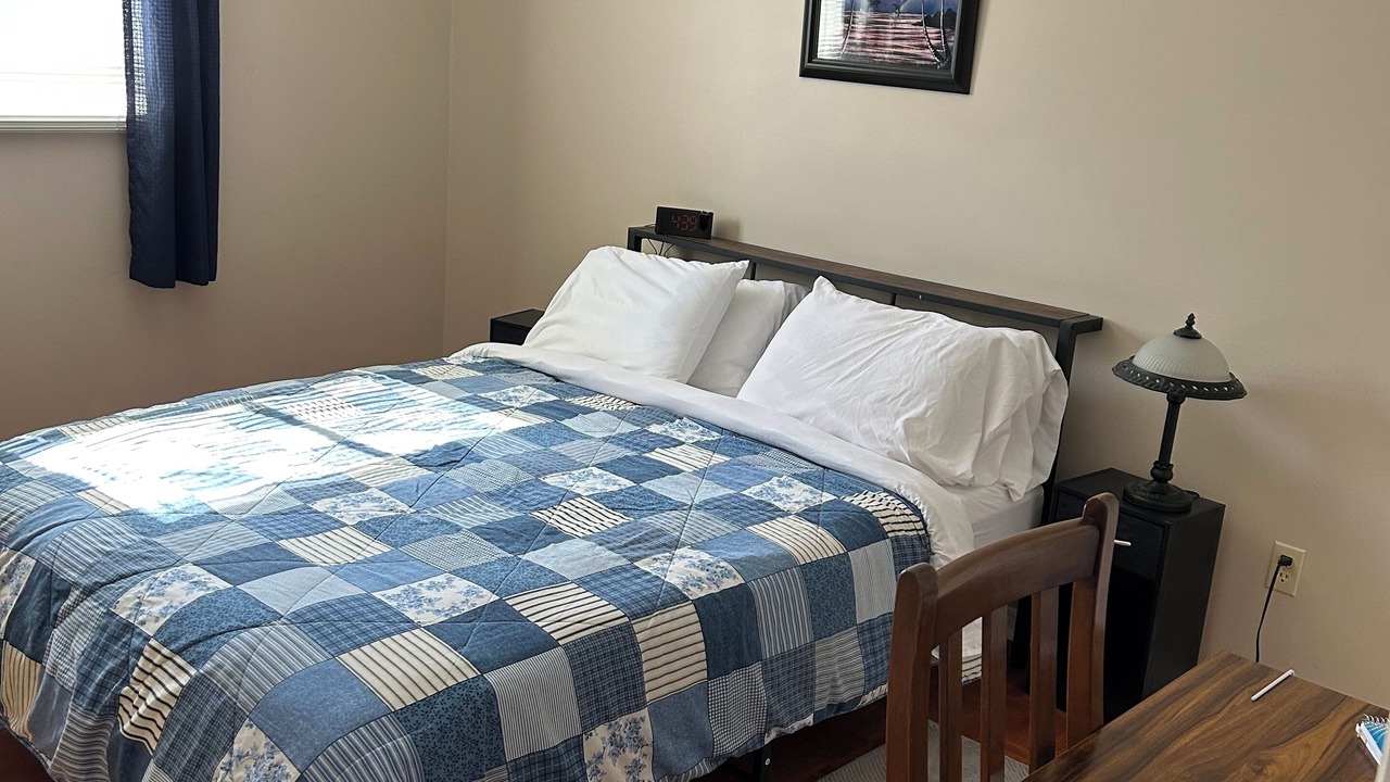 Photo of Bedroom in Sauble Beach