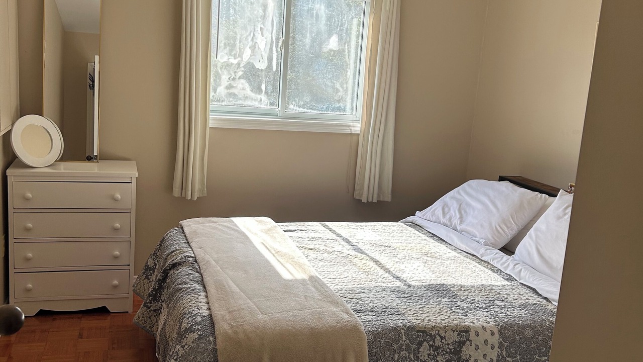 Photo of Bedroom in Sauble Beach