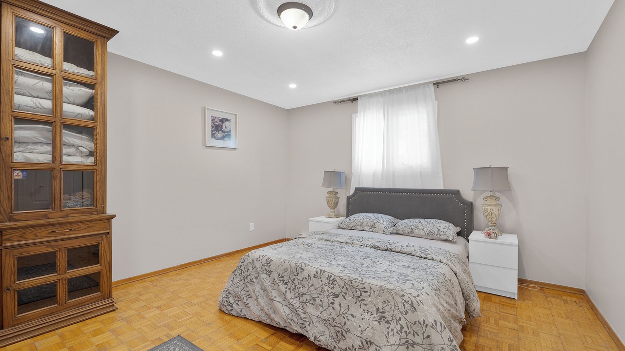 Photo of Bedroom in Amaranth