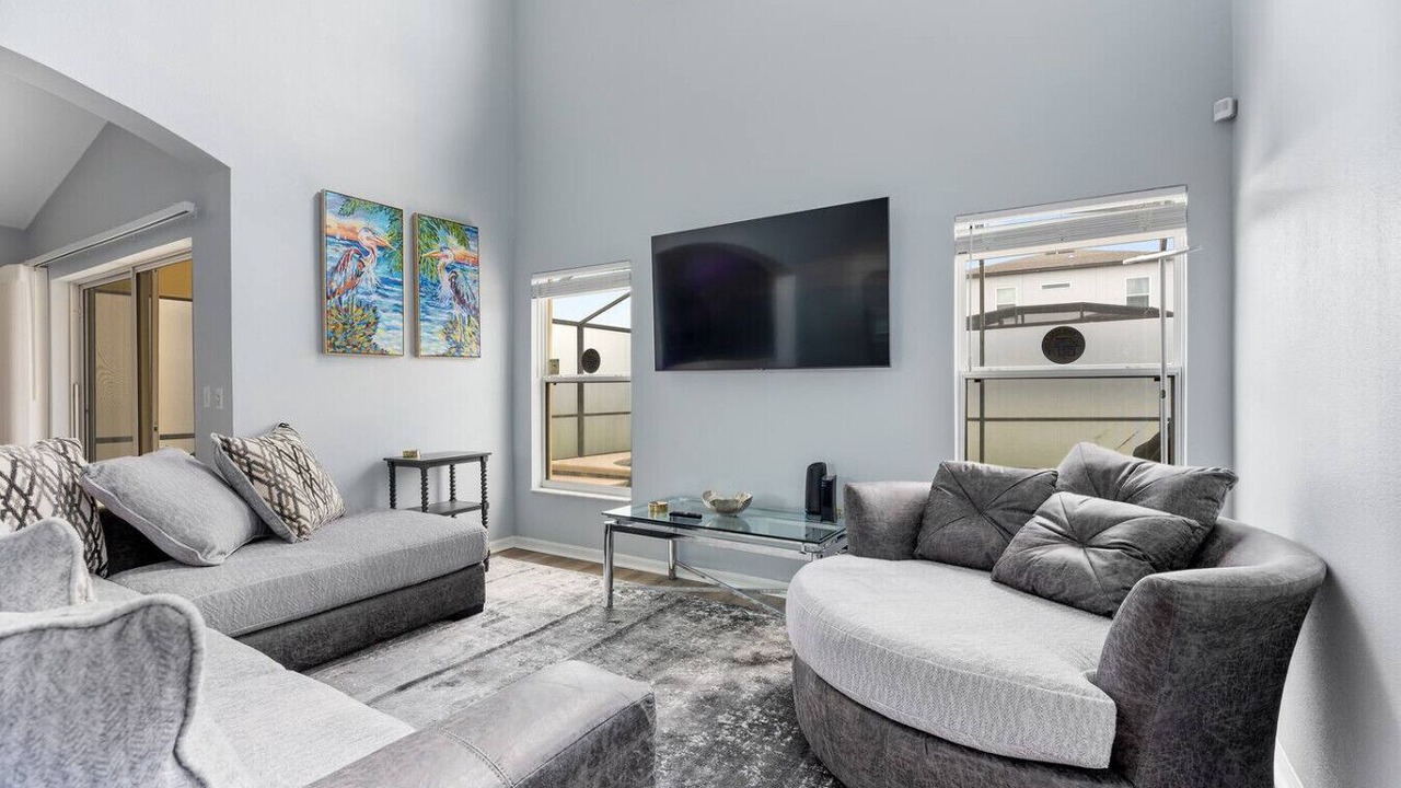 Photo of Livingroom in Seasons