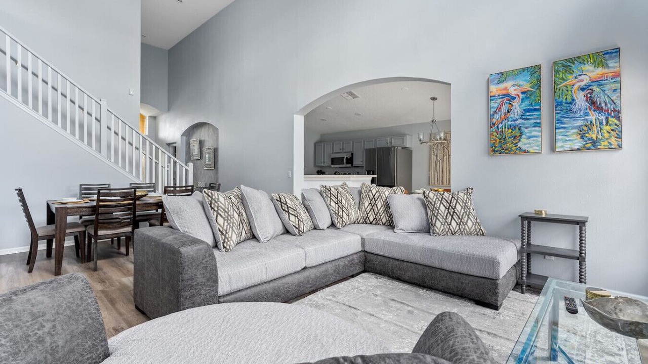 Photo of Livingroom in Seasons