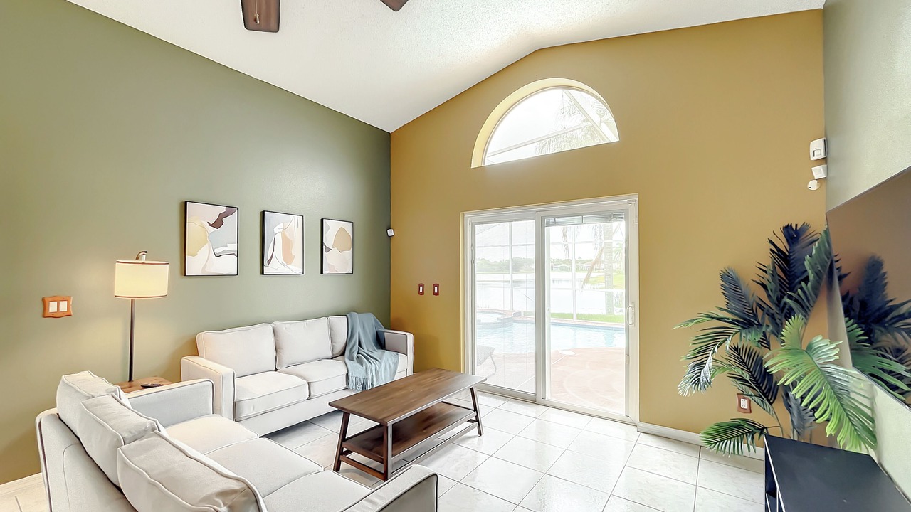 Photo of Livingroom in Meadow Woods