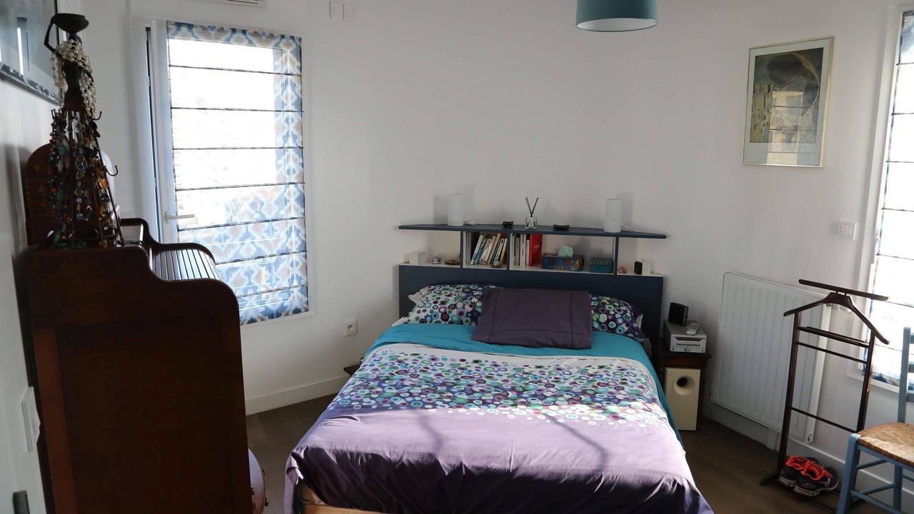 Photo of Bedroom in 19th Arrondissement
