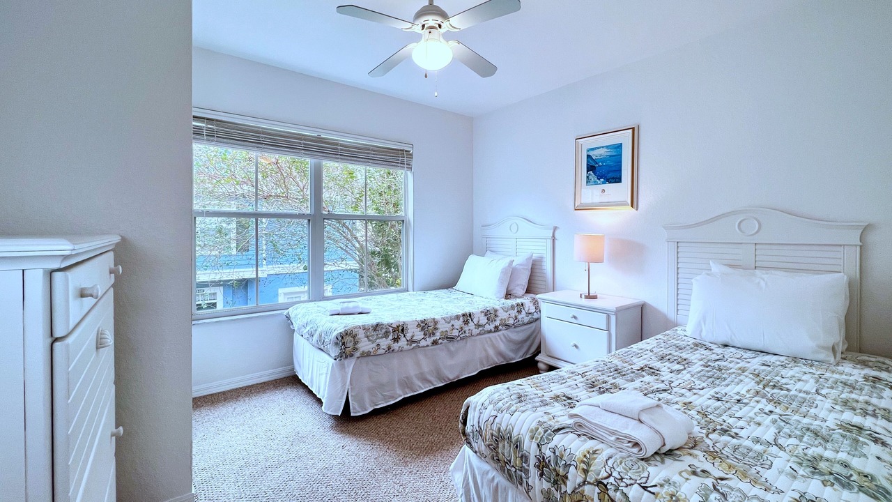 Photo of Bedroom in Venetian Bay Villages