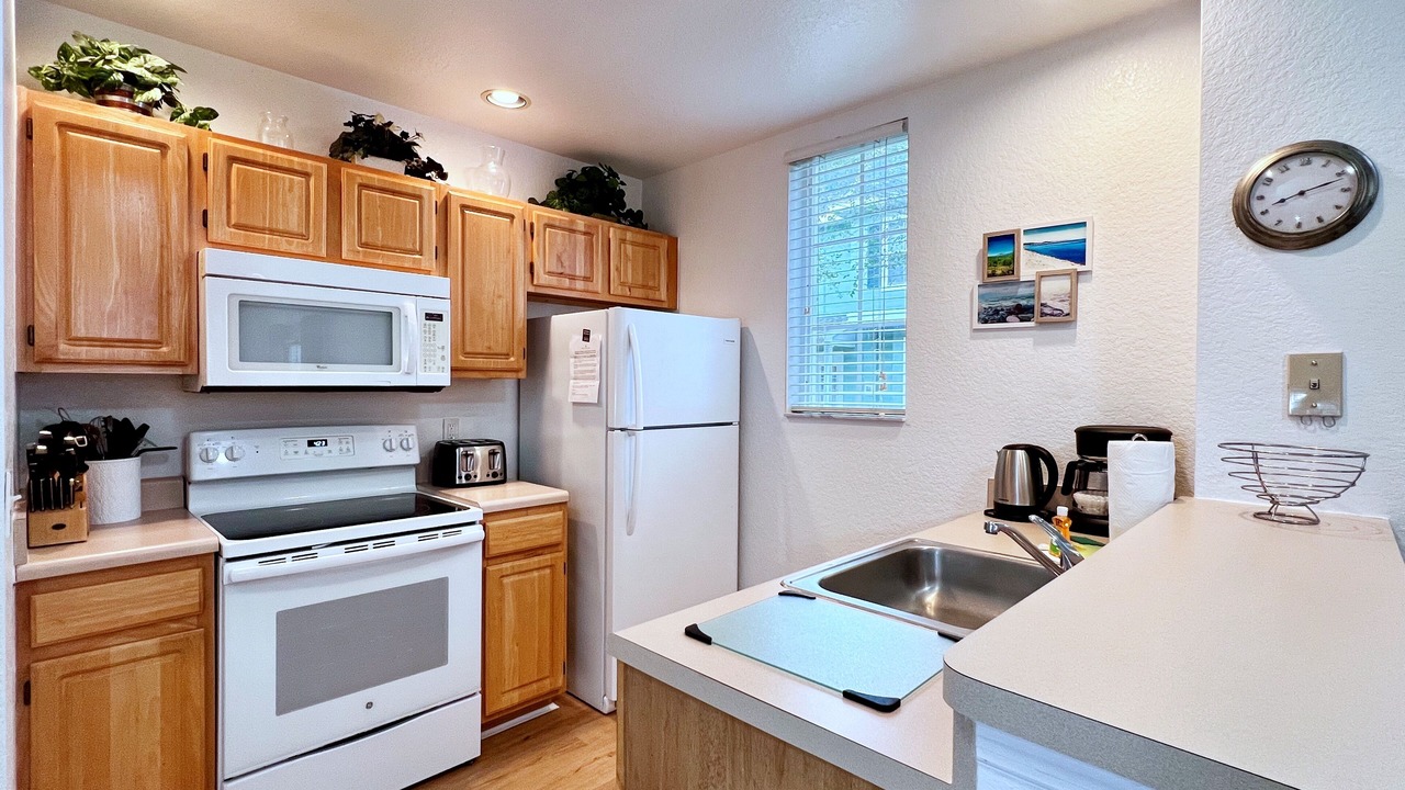Photo of Kitchen in Venetian Bay Villages