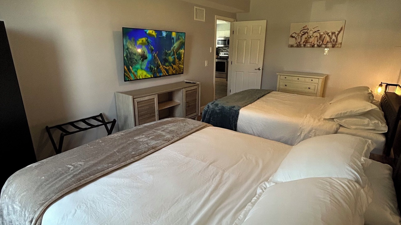 Photo of Bedroom in Taylor Creek