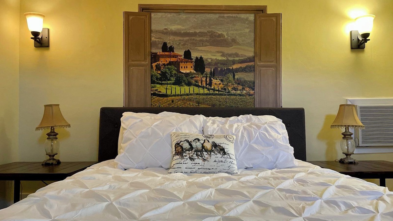 Photo of Bedroom in Historic Old Northeast