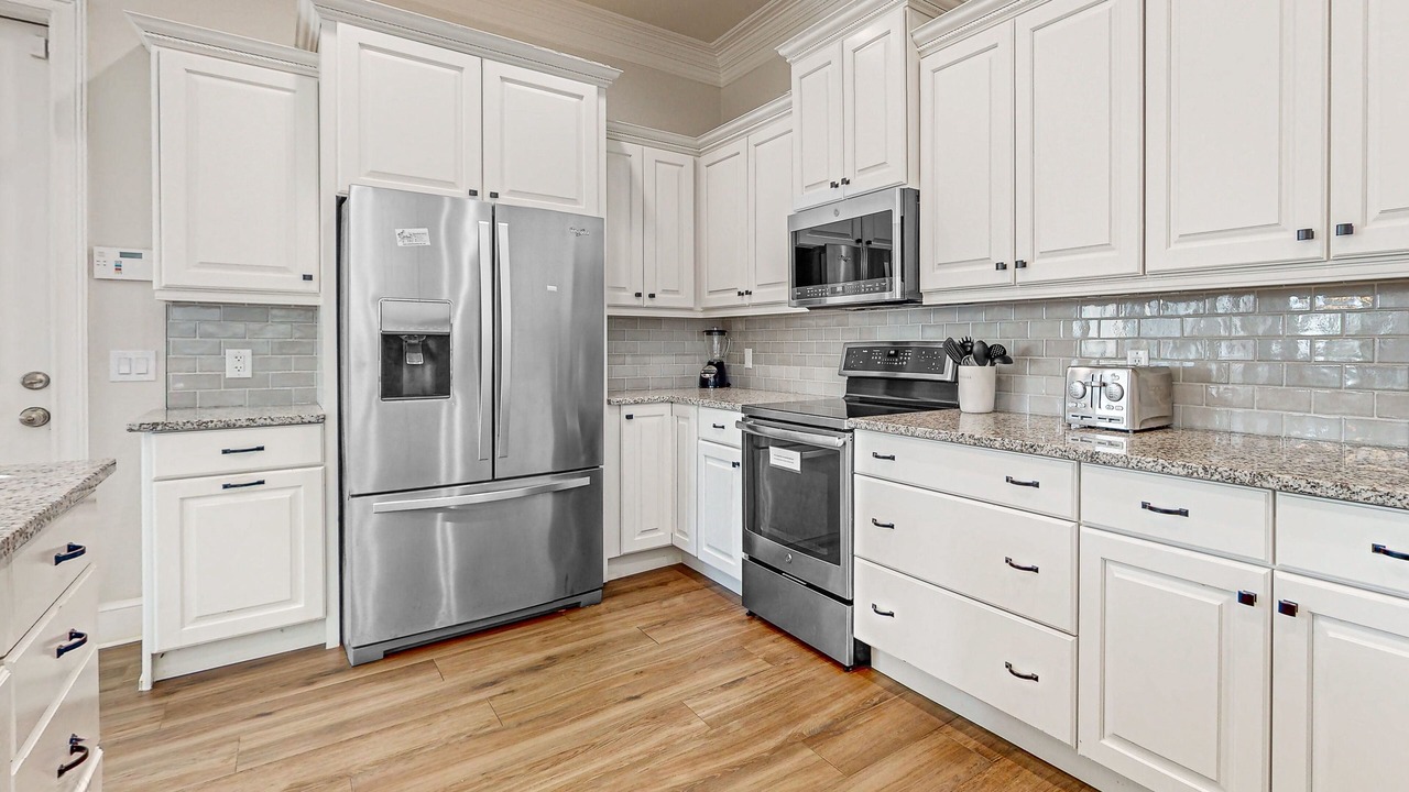 Photo of Kitchen in Crystal Shores