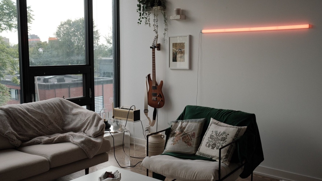 Photo of Livingroom in Beaconsfield Village