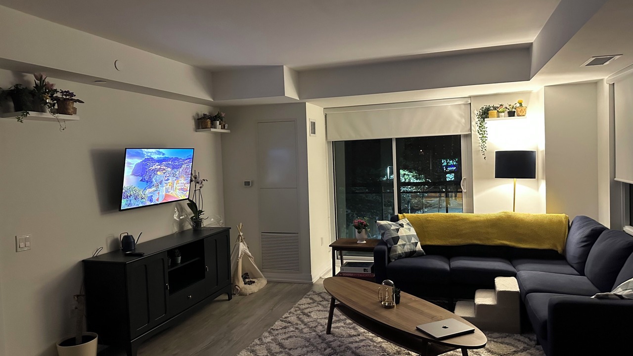 Photo of Livingroom in Henry Farm