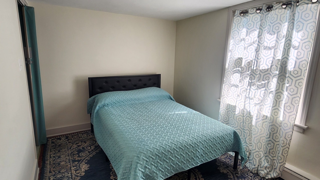 Photo of Bedroom in State College