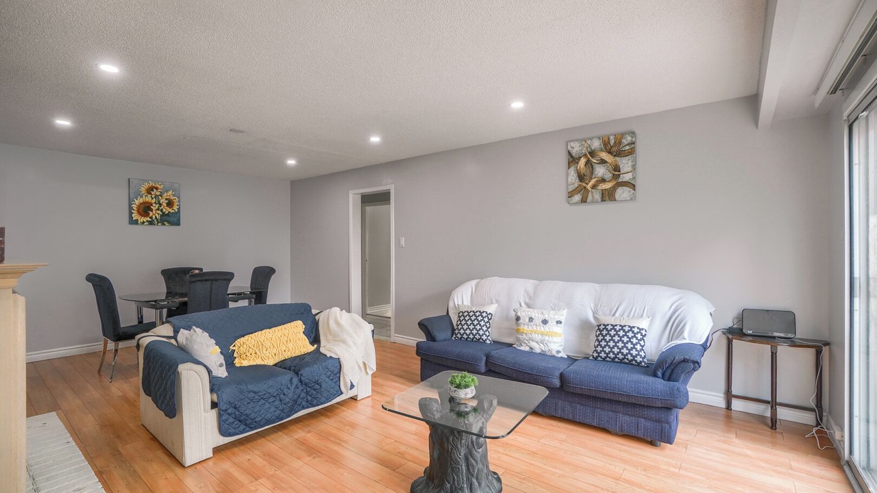 Photo of Livingroom in Brampton