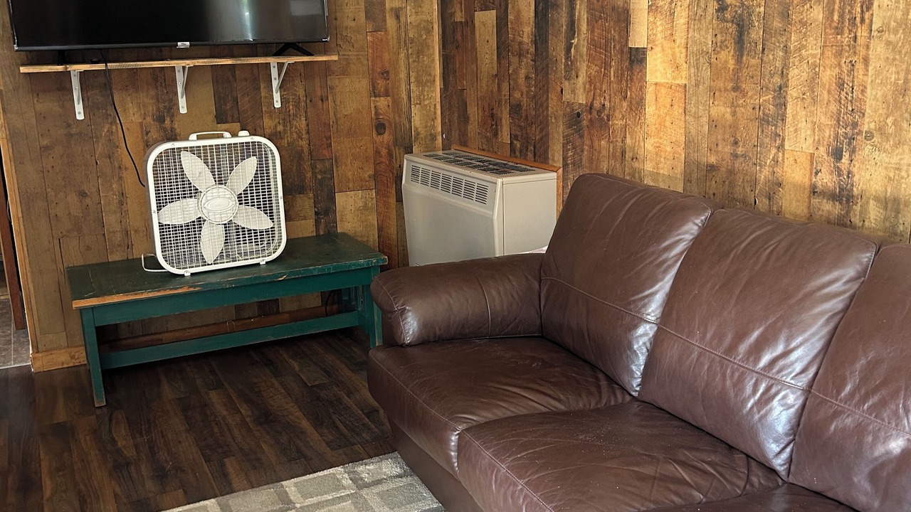 Photo of Livingroom in Nipissing